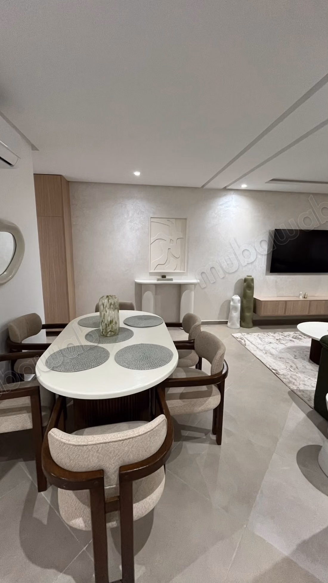 Louez cet appartement à Amsernate. 
Surface totale 70 m². 
Meublé