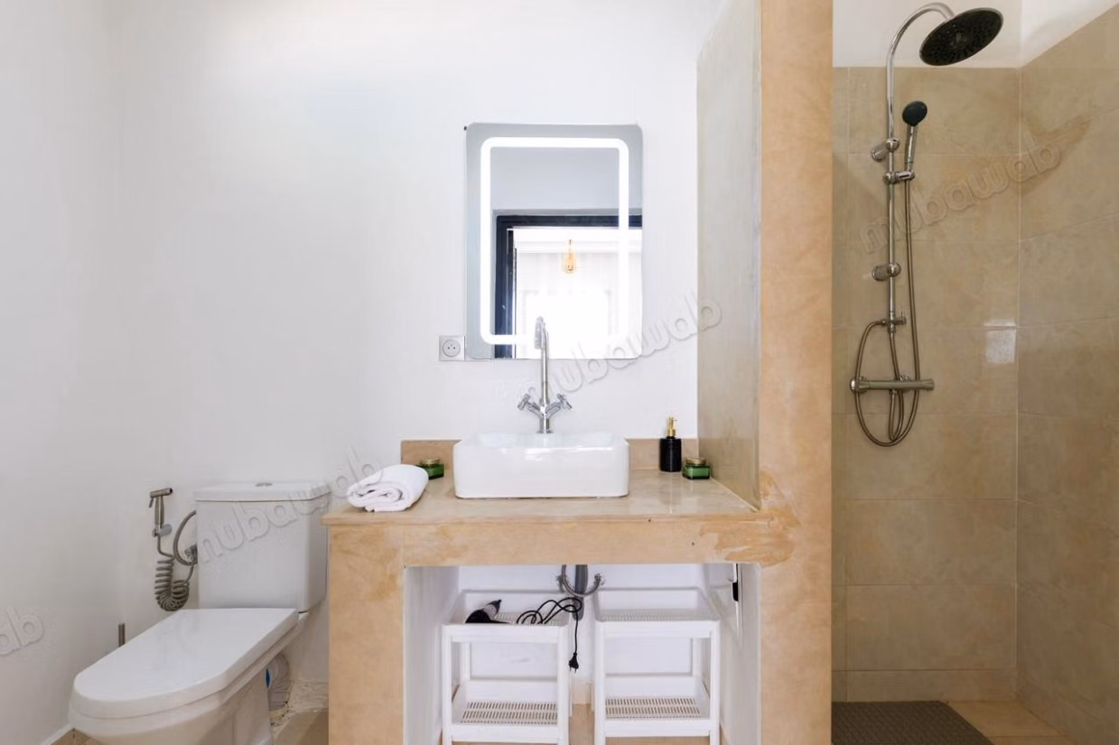 High-end house for sale on Ourika Road. Area of 175 m². Air conditioning and pool