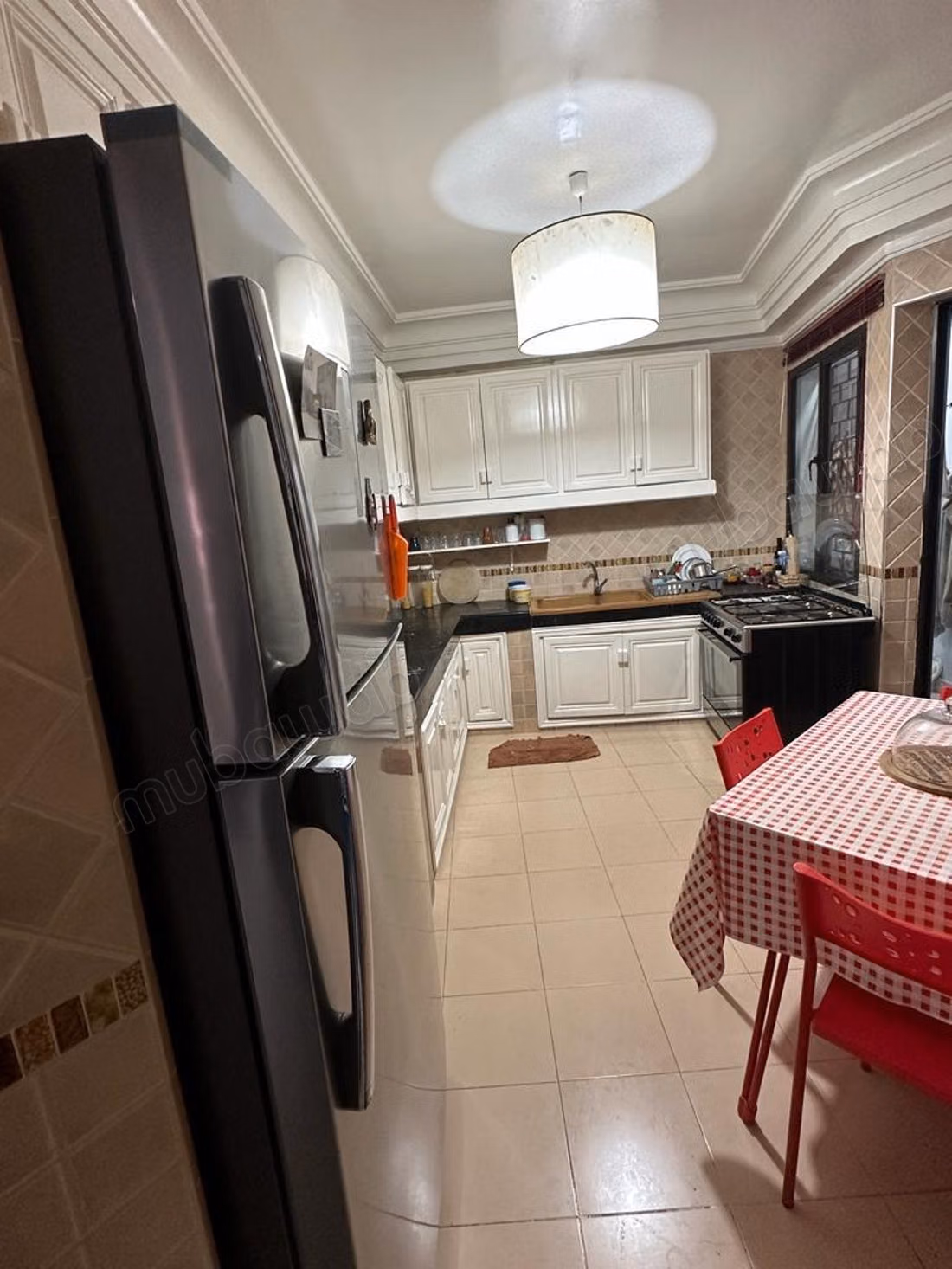 Appartement a vendre racine 
3 chambre