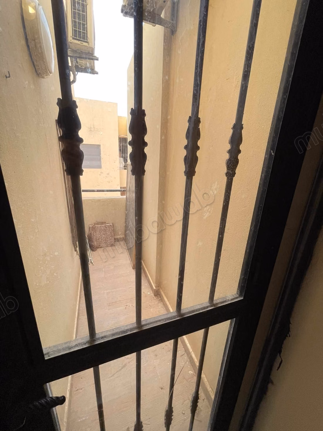 Appartamento arredato in affitto con 2 camere a Mabrouka