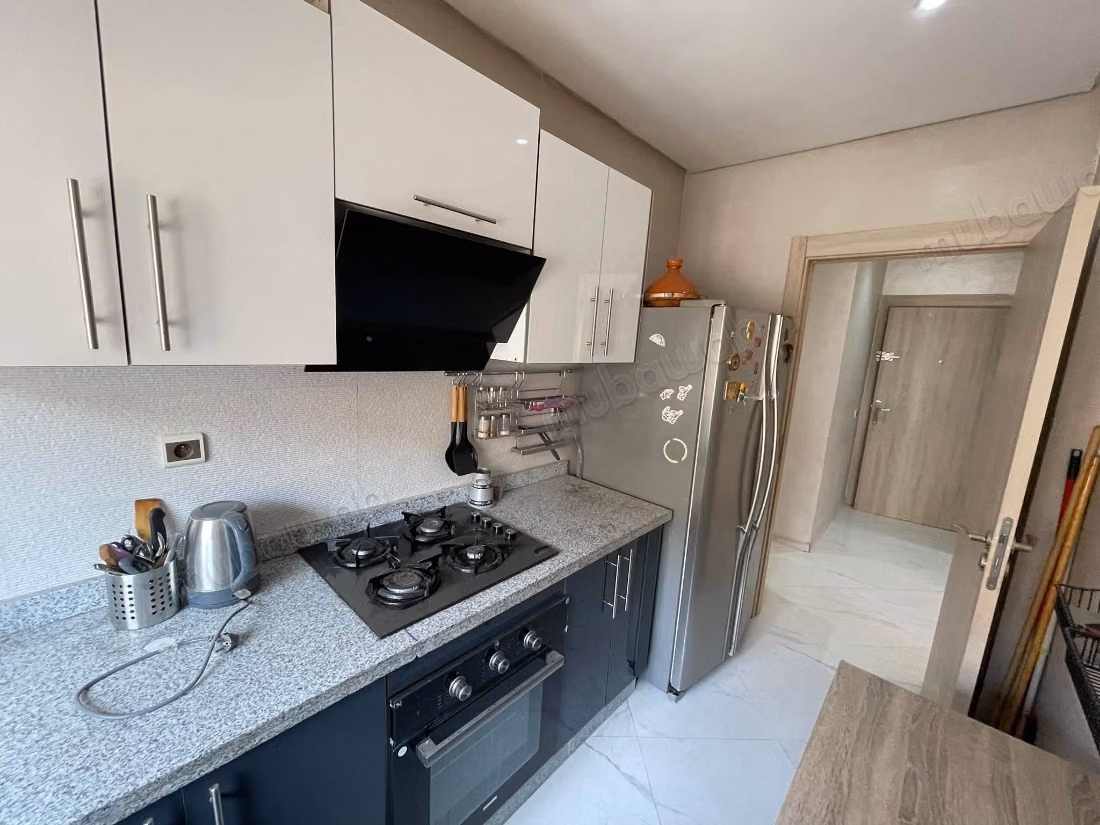 Appartamento arredato in affitto con 2 camere a Mabrouka
