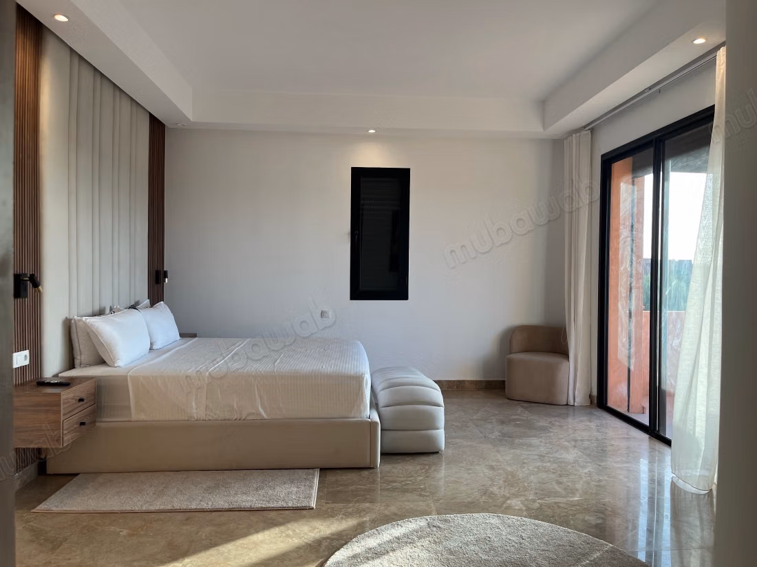Luxury villa for rent on Route de l'Ourika. 5 rooms. Well furnished