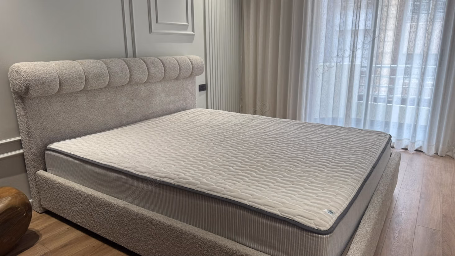 Louez cet appartement à Racine. 
3 pièces. 
Meublé