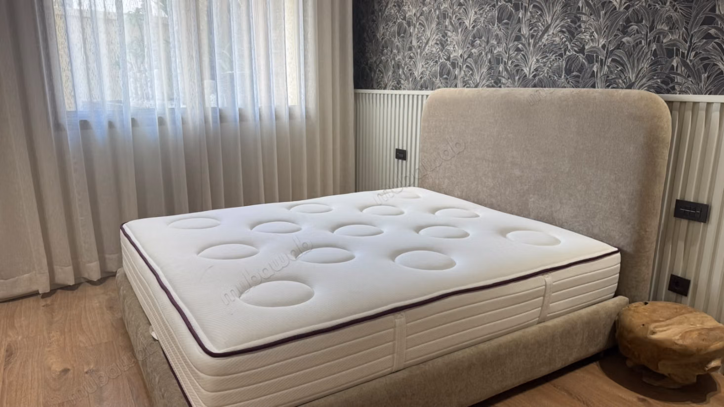 Louez cet appartement à Racine. 
3 pièces. 
Meublé
