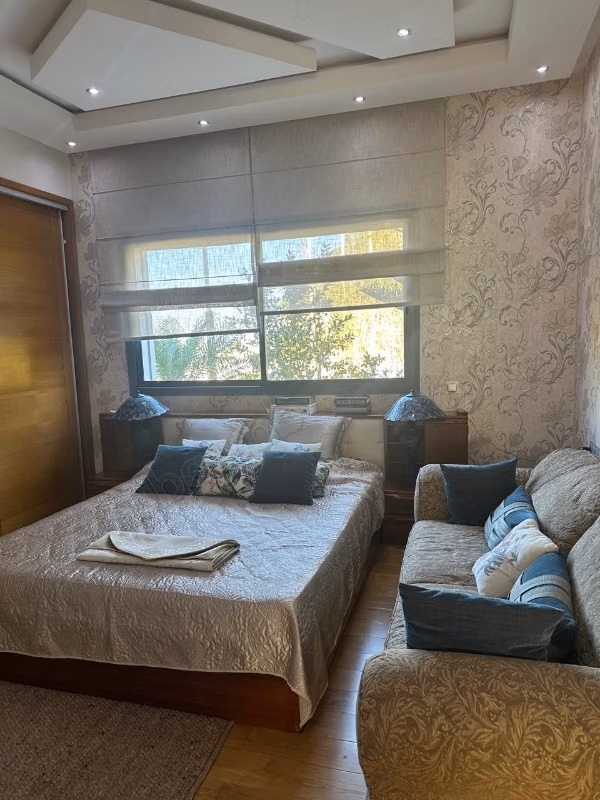 Sale of a beautiful apartment in Riyadh. Total area 200 m². Fireplace and concierge service