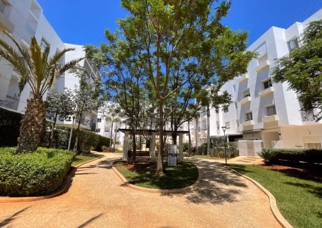 Impresionante apartamento en alquiler en ALMAZ residencia cerrada