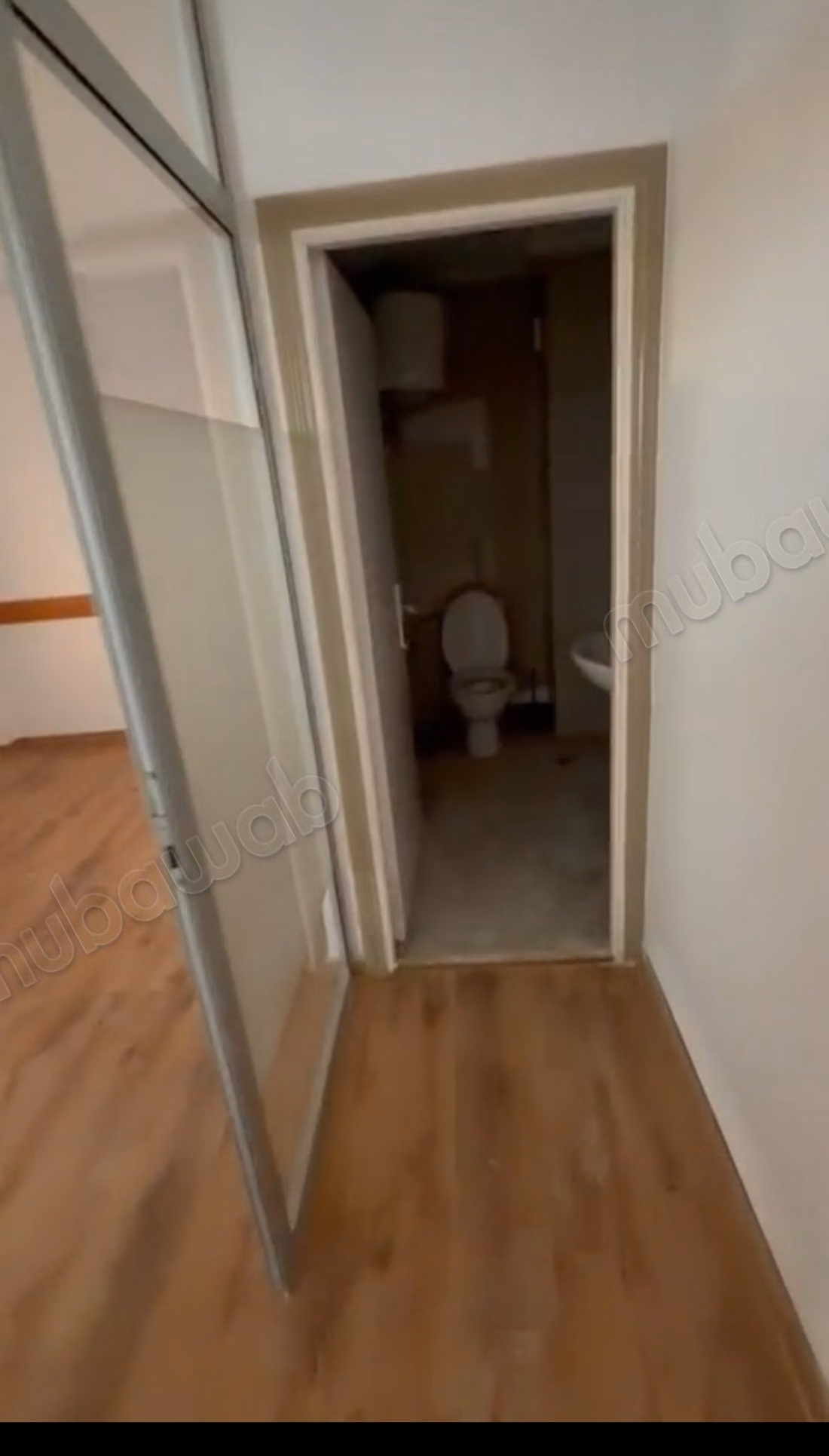 Bureaux à vendre à Samlalia. 
Surface totale 81 m²