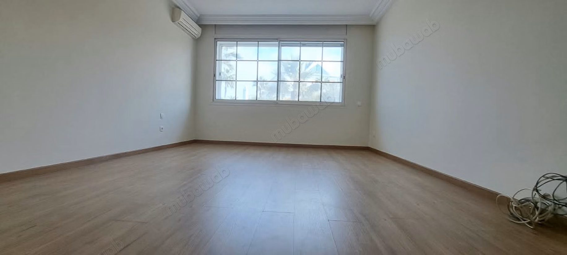 Tres grand appartement location vide a ain diab