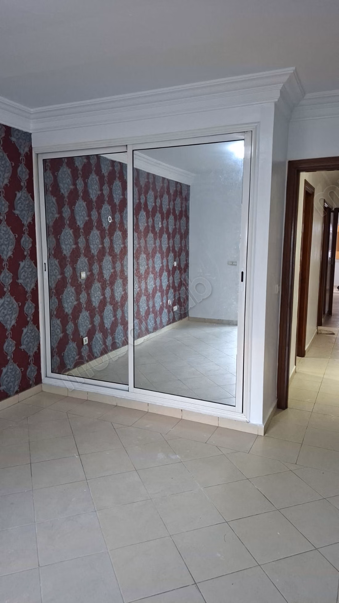 Bel appartement à louer Rue Bir Anzarane 
El JA