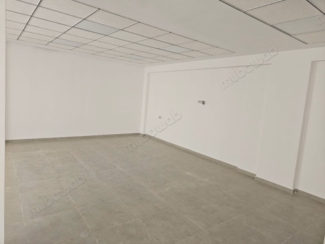 Offices for rent in Maamora. Area of 90 m²
