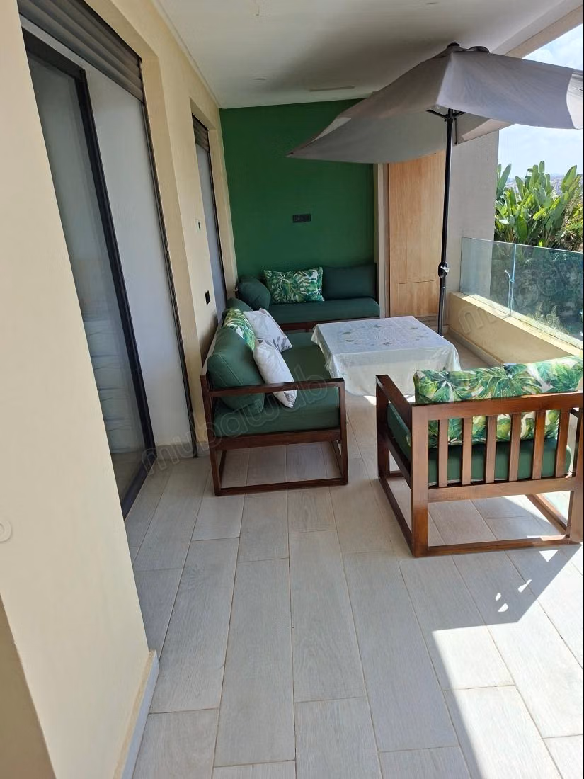 For rent a beautiful apartment with terrace and pool