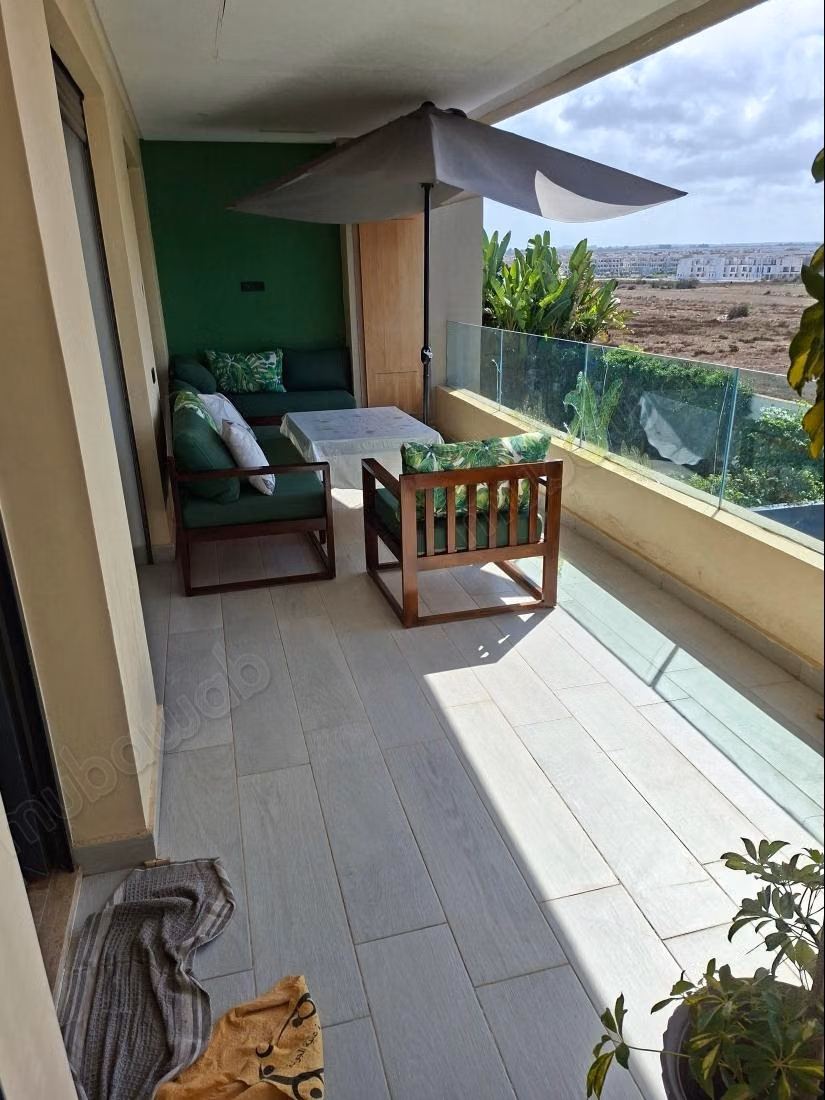 For rent a beautiful apartment with terrace and pool