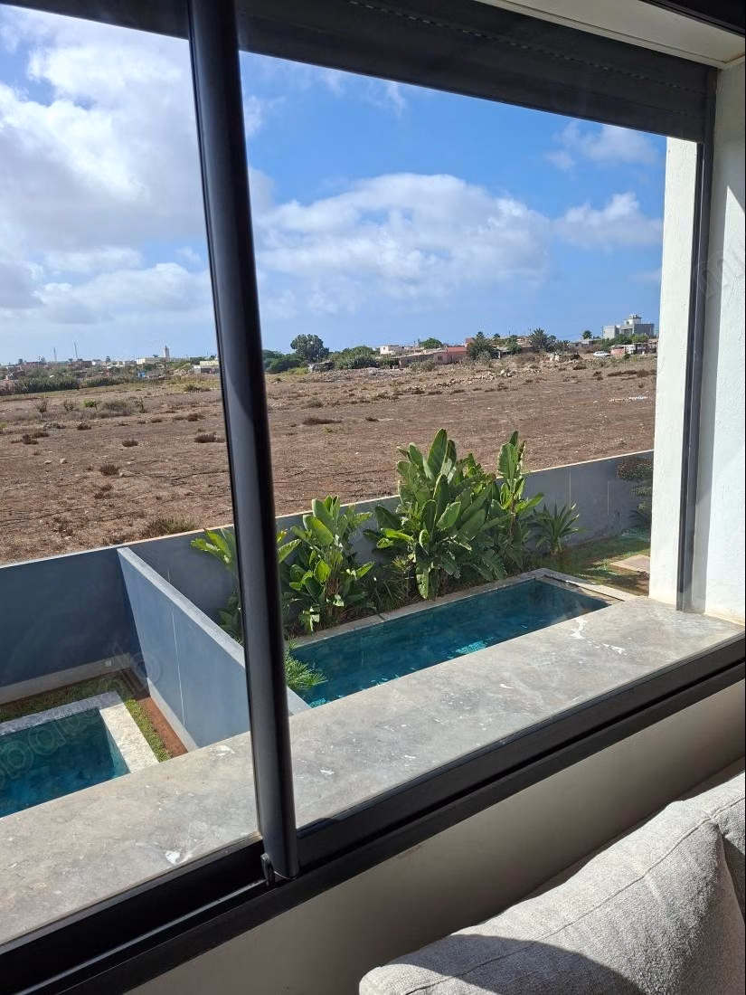 For rent a beautiful apartment with terrace and pool