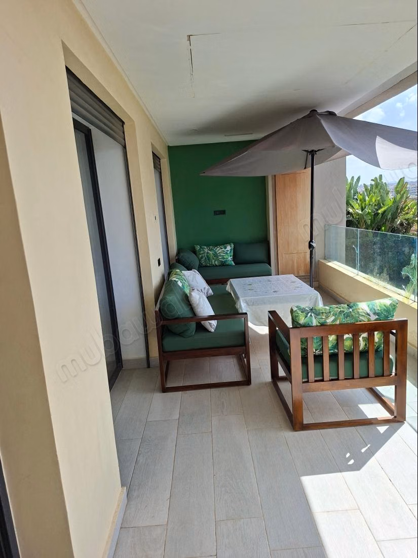 For rent a beautiful apartment with terrace and pool