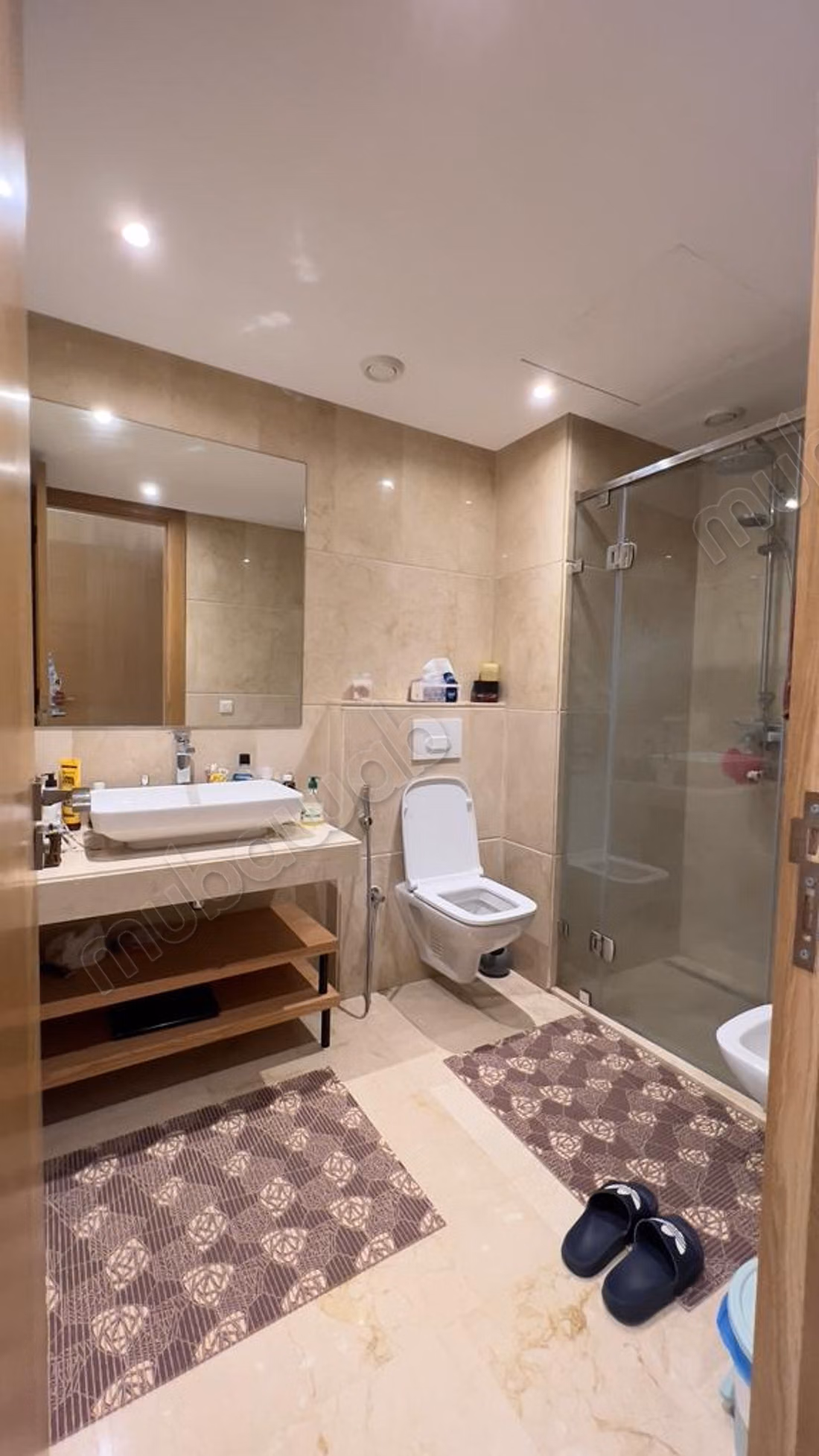 Louez cet appartement à Riyad. 
3 belles chambres
