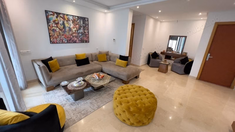 Louez cet appartement à Riyad. 
3 belles chambres