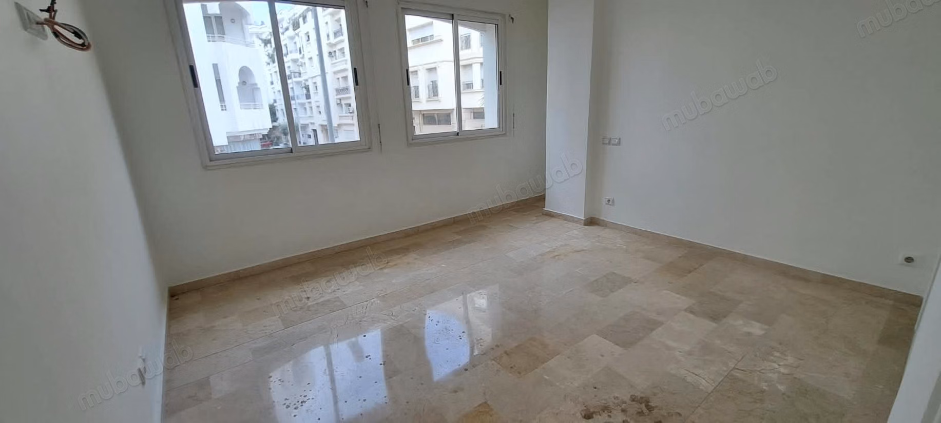 176 m² high standing apartment – rental Racine