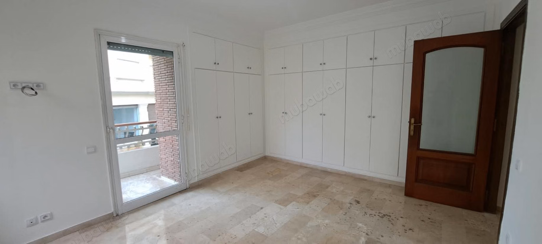176 m² high standing apartment – rental Racine