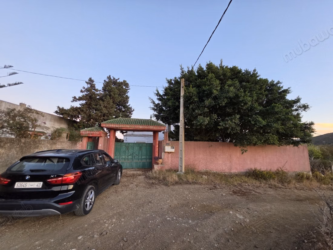Villa te koop in Sidi Kankouche Totale oppervlakte 1500 m². Tuin en terras