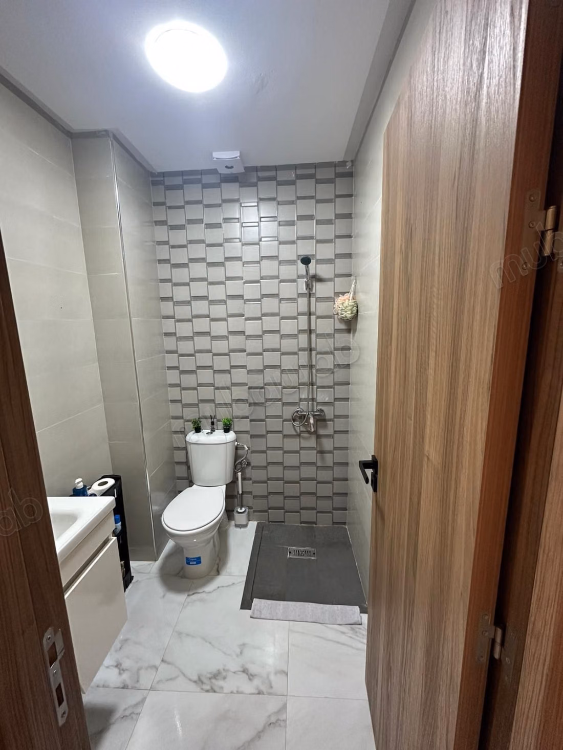 À vendre : Appartement à Asilah. 2 grandes pièces. Avec ascenseur et espace vert