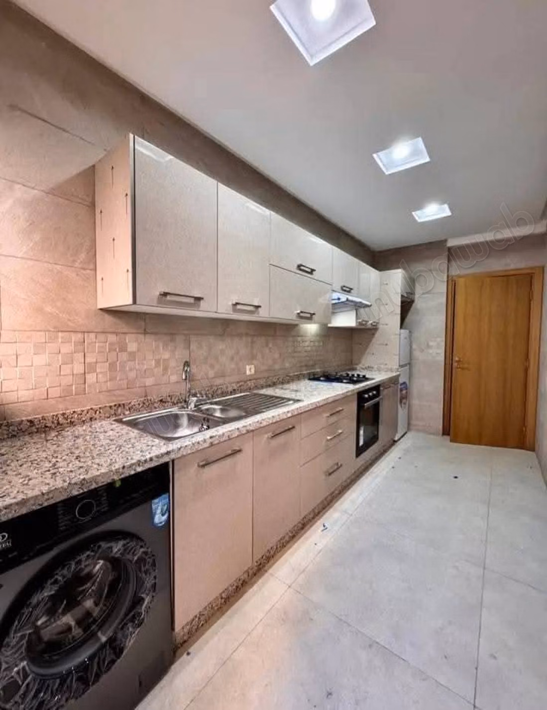 Location saisonnière à Le boulevard Mohammed V. 2 chambres. Fenêtres avec double vitrage et porte blindée