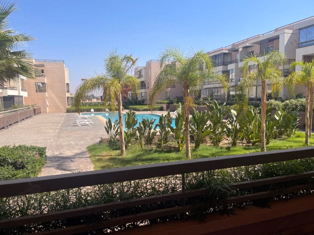 Appartement 90m terasse vue sur piscine, Riad garden