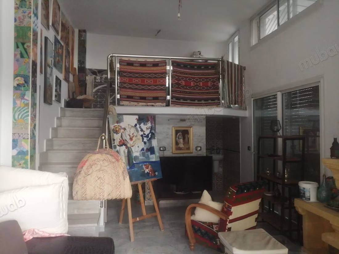 Somptueuse maison à vendre. 10 pièces. Meublé
