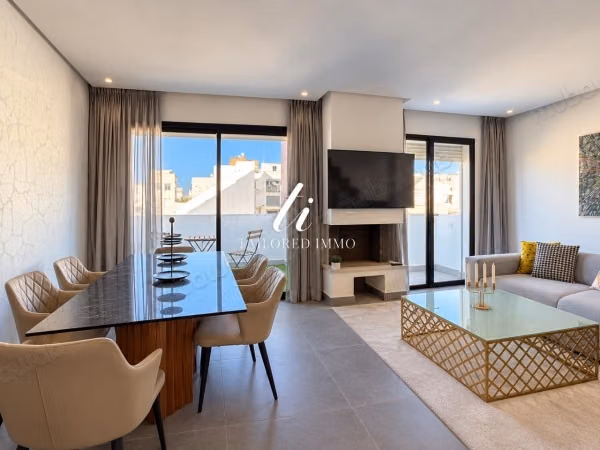 Furnished two-bedroom apartment with terrace for rent in Racine