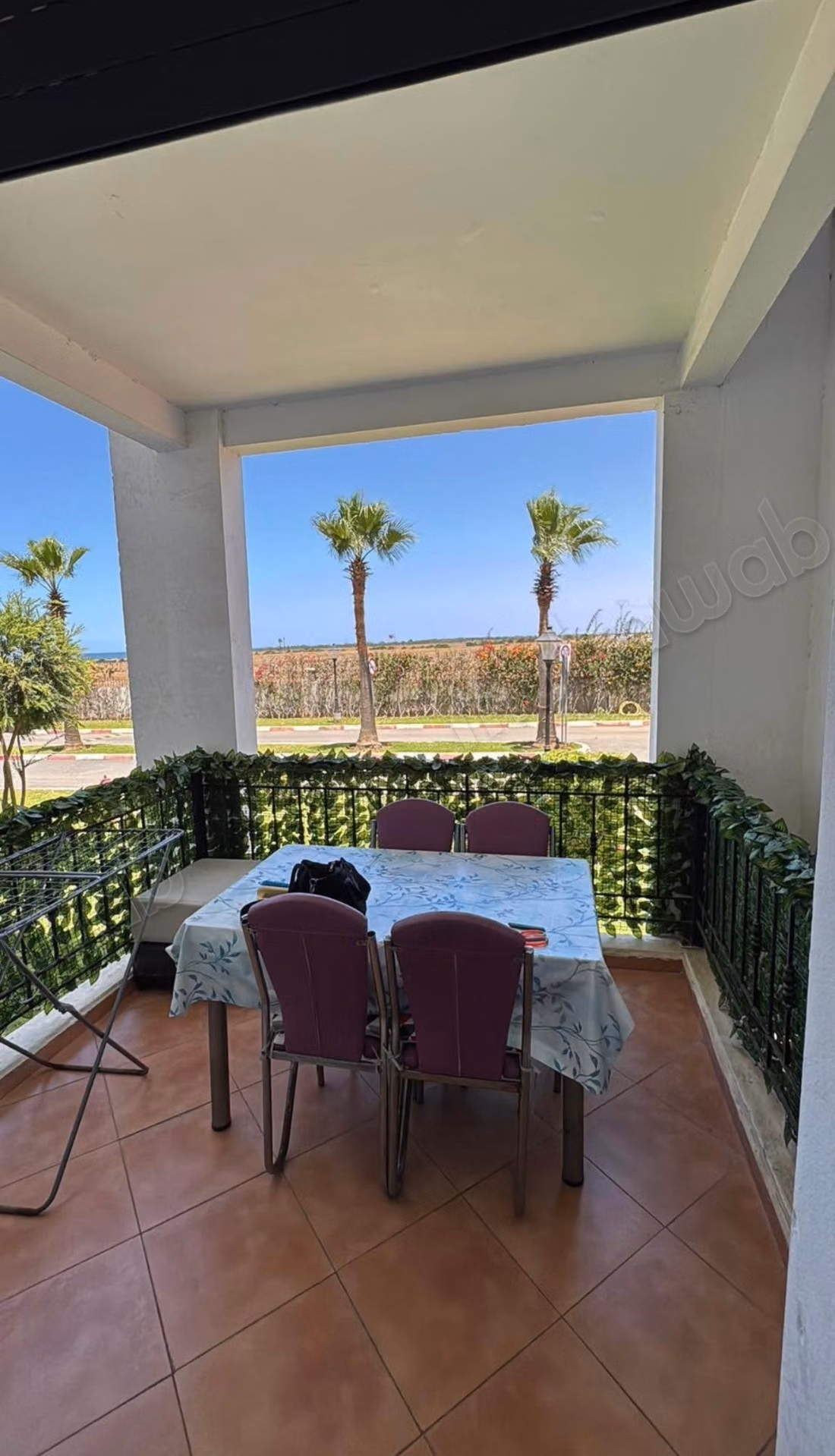 Beautiful apartment for sale in El Mansouria. Total area 87 m². Well furnished