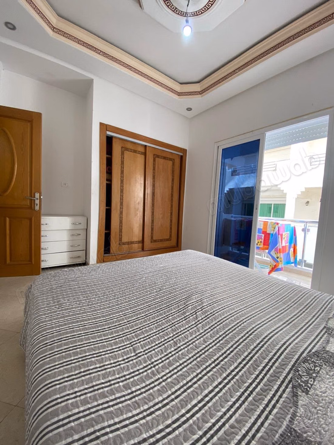 Bel appartement à louer. Superficie totale 95 m². Unité de stockage