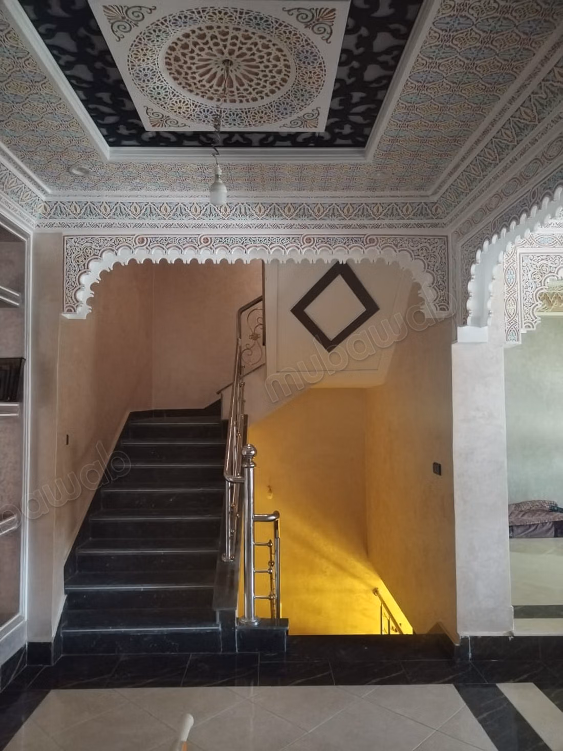 Maison commerciale a vendre avec deux niveaux