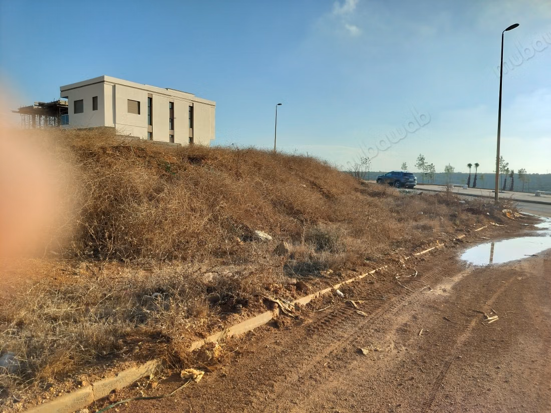 Lot de villa en angle avec 4 façades