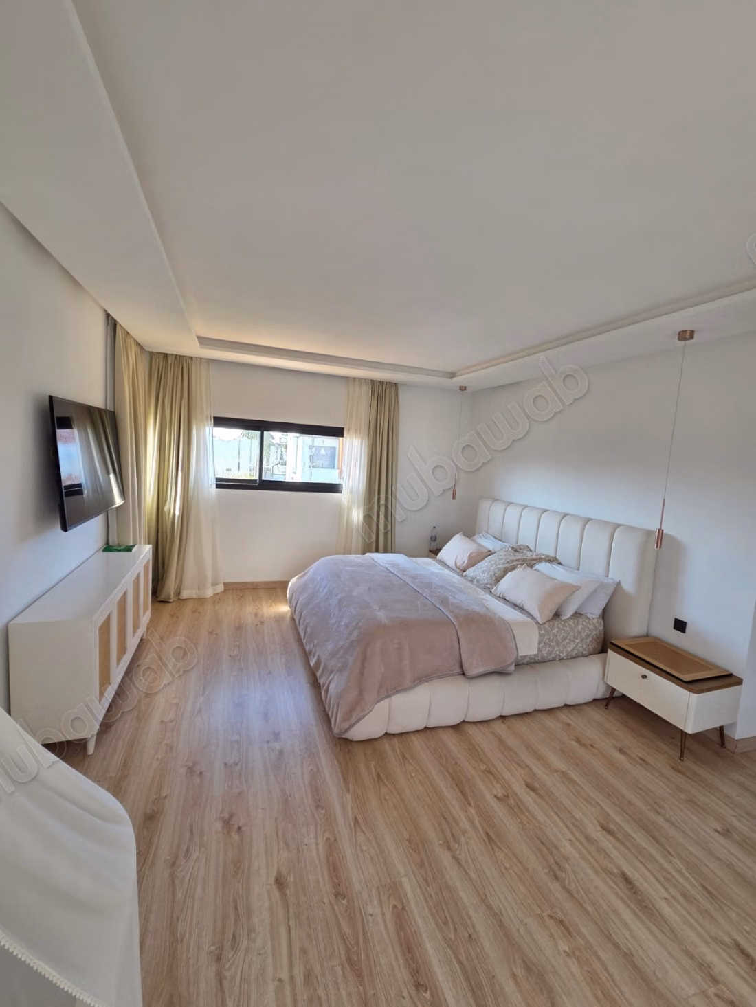 Stunning villa for sale on Route de Tahanaout. Area of 479 m². Garden