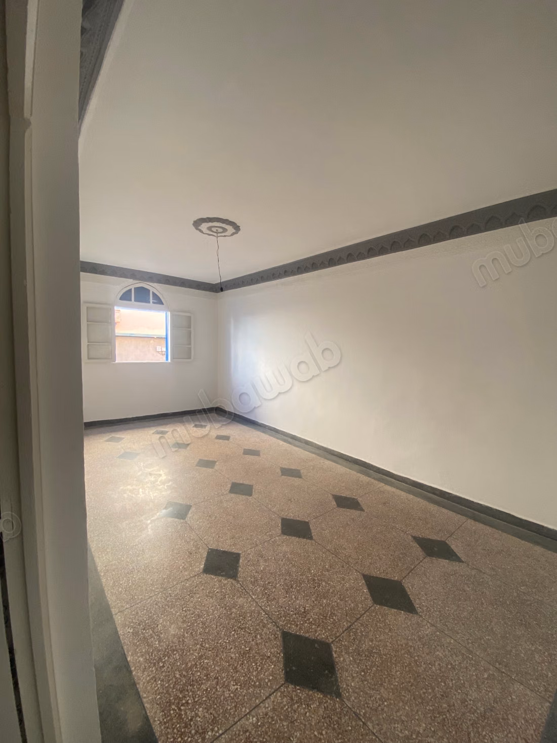 House with 2 apartments