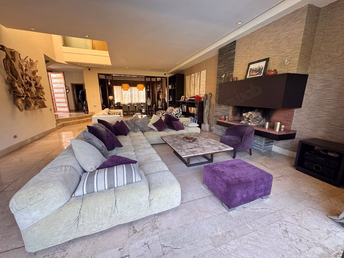 Luxury villa for sale in Ain Diab. 4 pleasant rooms. Furnished