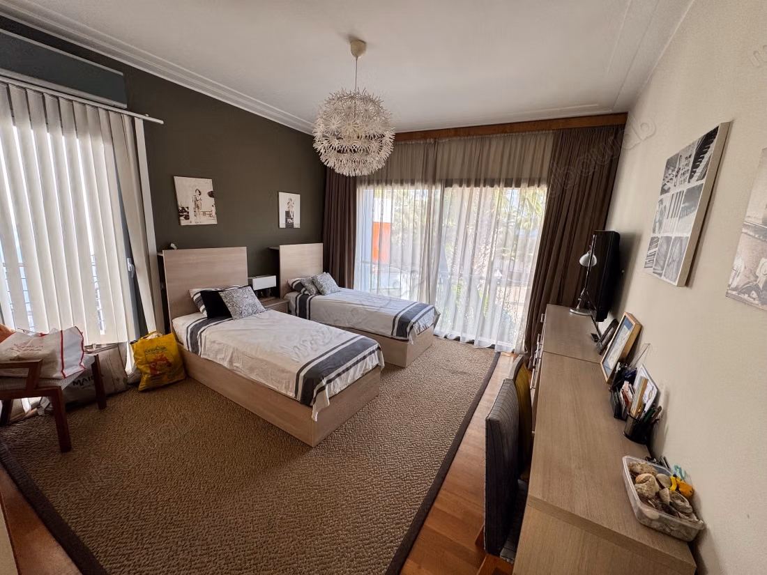 Luxury villa for sale in Ain Diab. 4 pleasant rooms. Furnished
