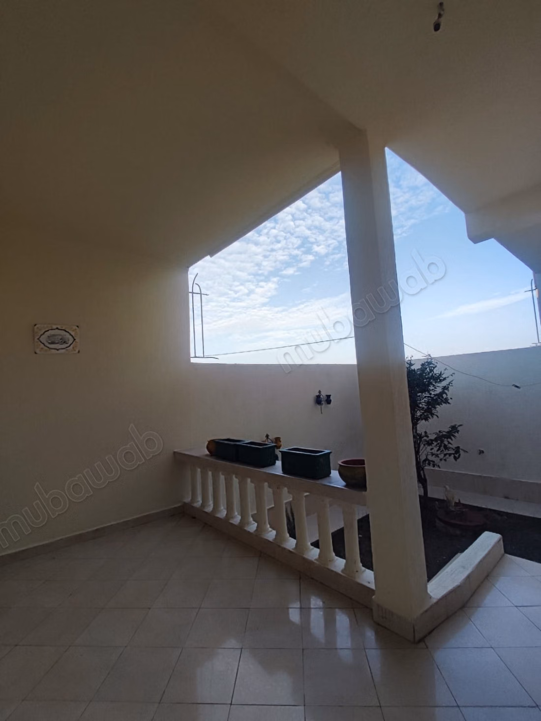 Beautiful Villa with Careful Finishes