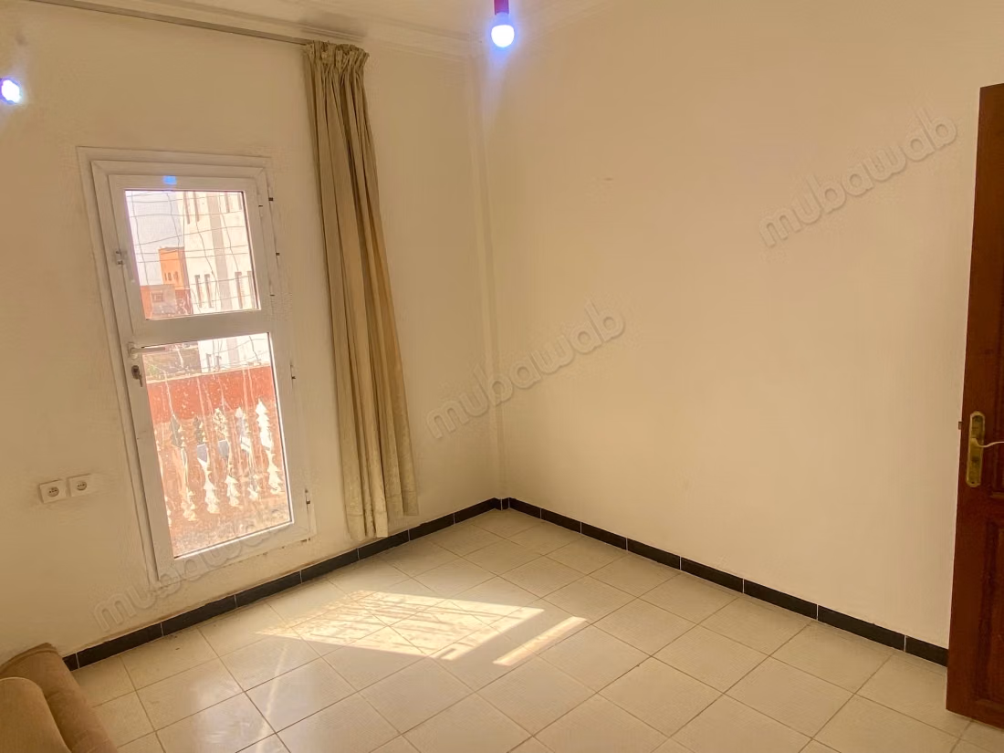 Appartement 100 m2 en plein centre de Laâyoune