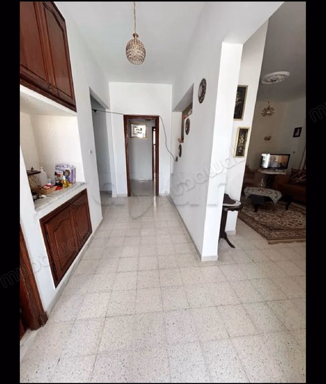 Maison à la vente à Denden. 7 chambres. Places de parking et beau jardin