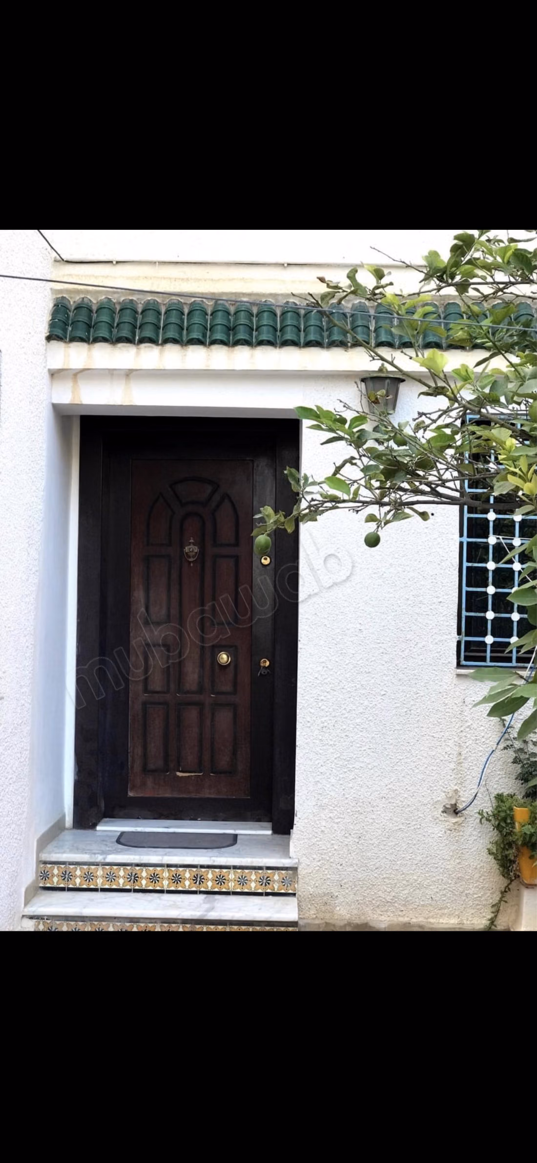 Maison à la vente à Denden. 7 chambres. Places de parking et beau jardin