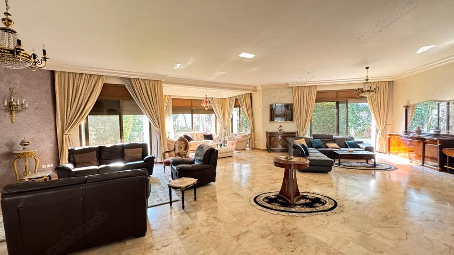Magnificent villa for sale in Mandarona. Total area 628 m²