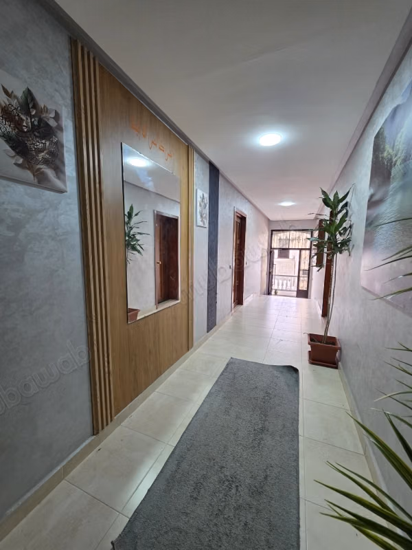 Location d'un appartement à Haddad. Superficie 55 m². Avec ascenseur et 2 balcons
