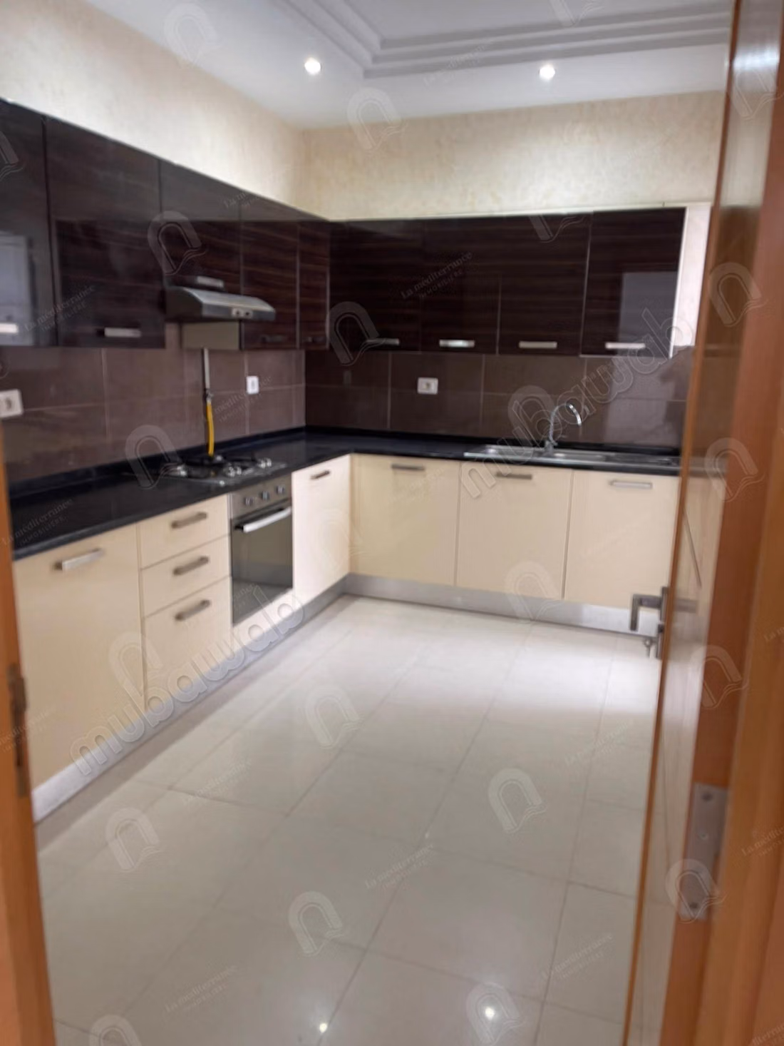 A louer un appartement s2 à jardin d'el menzah 2