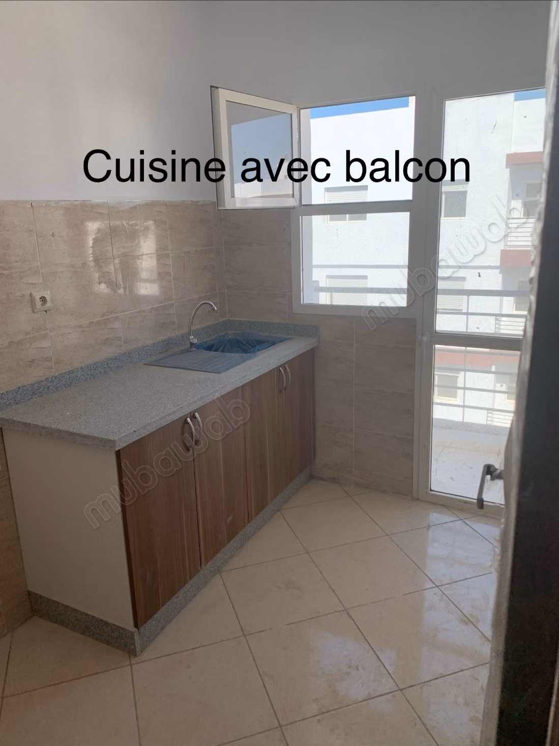 Vente d'un bel appartement à Boukhalef. 
2 chambres agréables