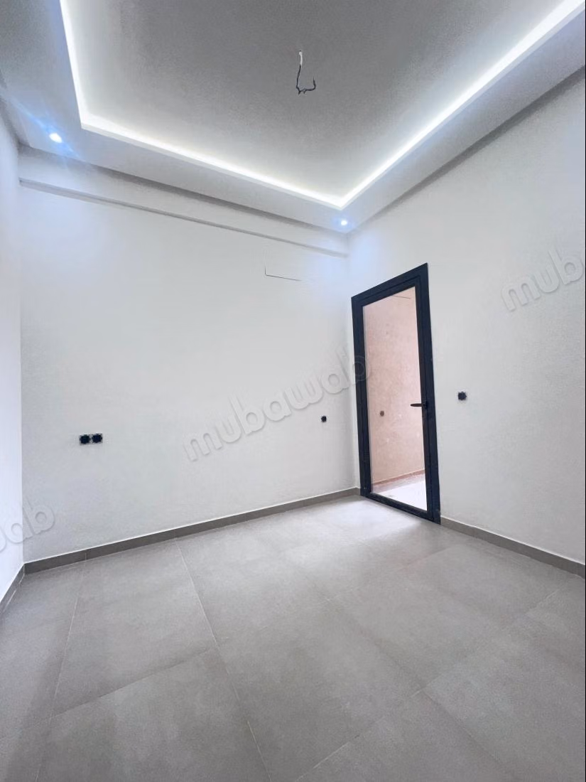 Apartment for sale 3 bedrooms with elevator