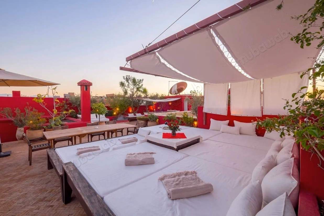 Vente Riad avec piscine au quartier Kasbah