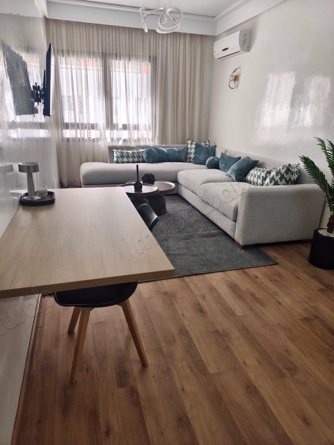 Appartement à louer à Casablanca Finance City.
Superficie 60 m².
Meublé