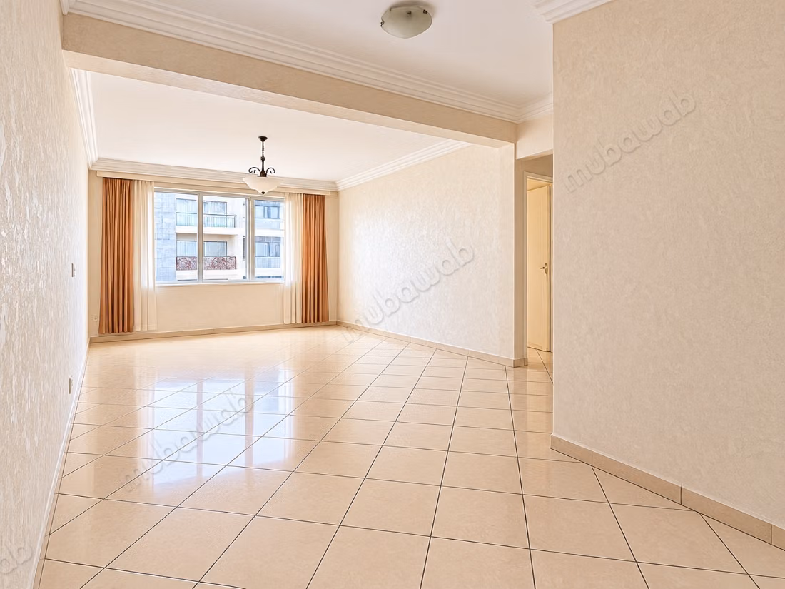 Spacieux appartement non meublé à Founty