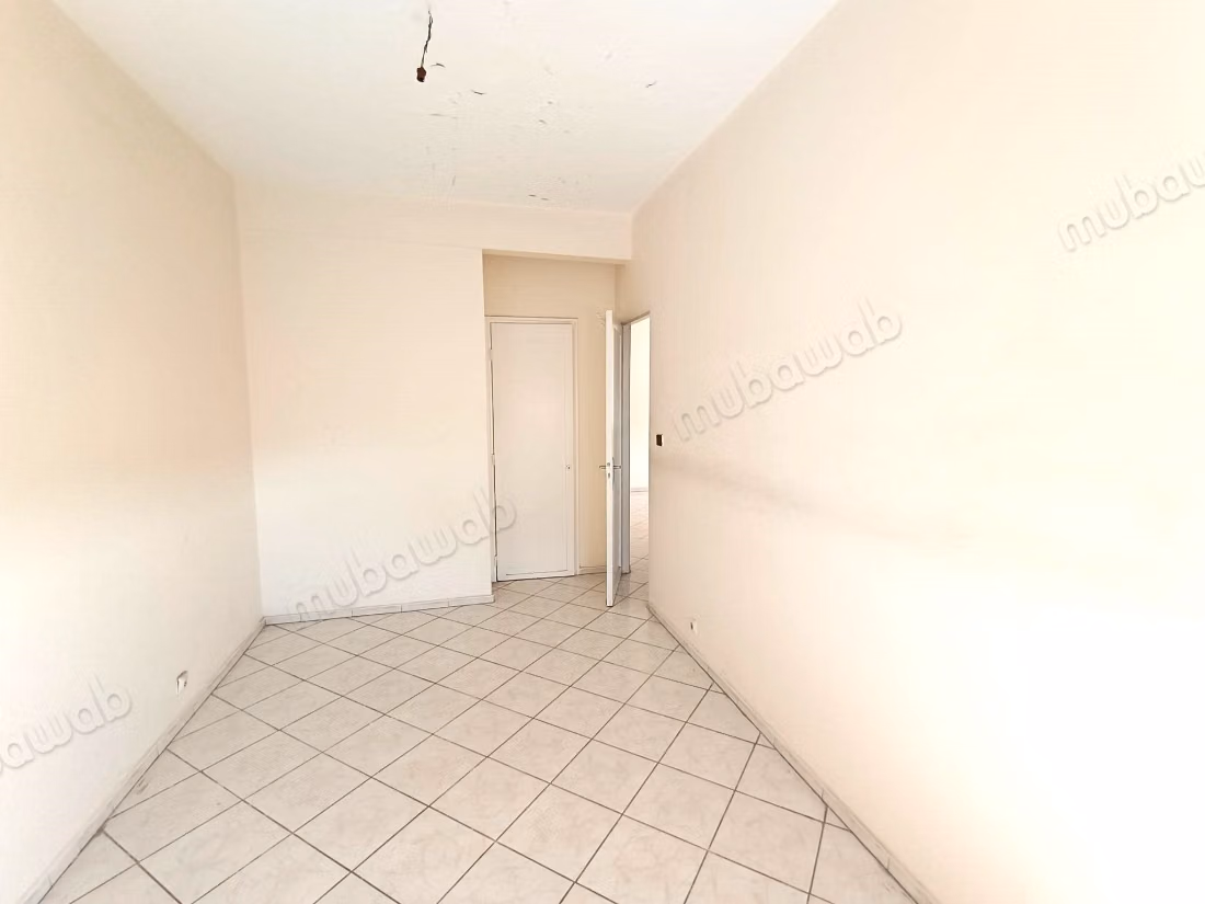 Appartement sans meubles a louer zone maarif
