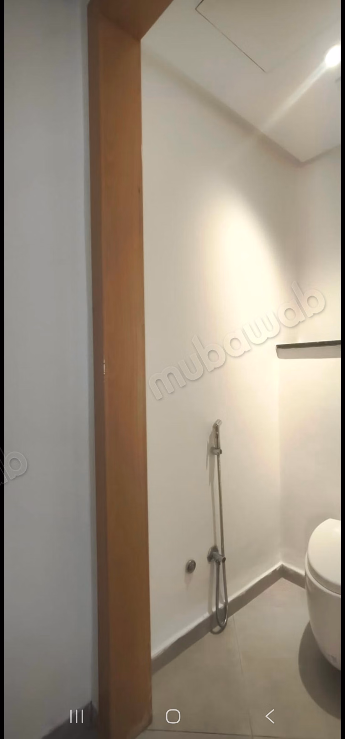 شقة للإيجار في كامب الغول. 3 غرف جميلة. باب مضاد للسرقة ونظام زجاج مزدوج